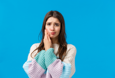 Understanding Teeth Sensitivity: Choosing the Right Whitening Product