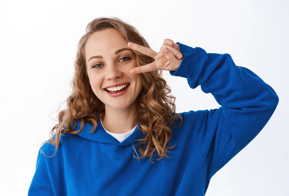  Confident smile following overbite correction with Smileie aligners