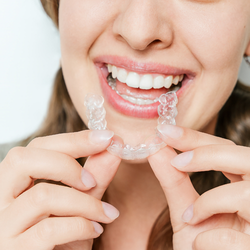 Affordable Clear Braces delivered to the comfort of your home